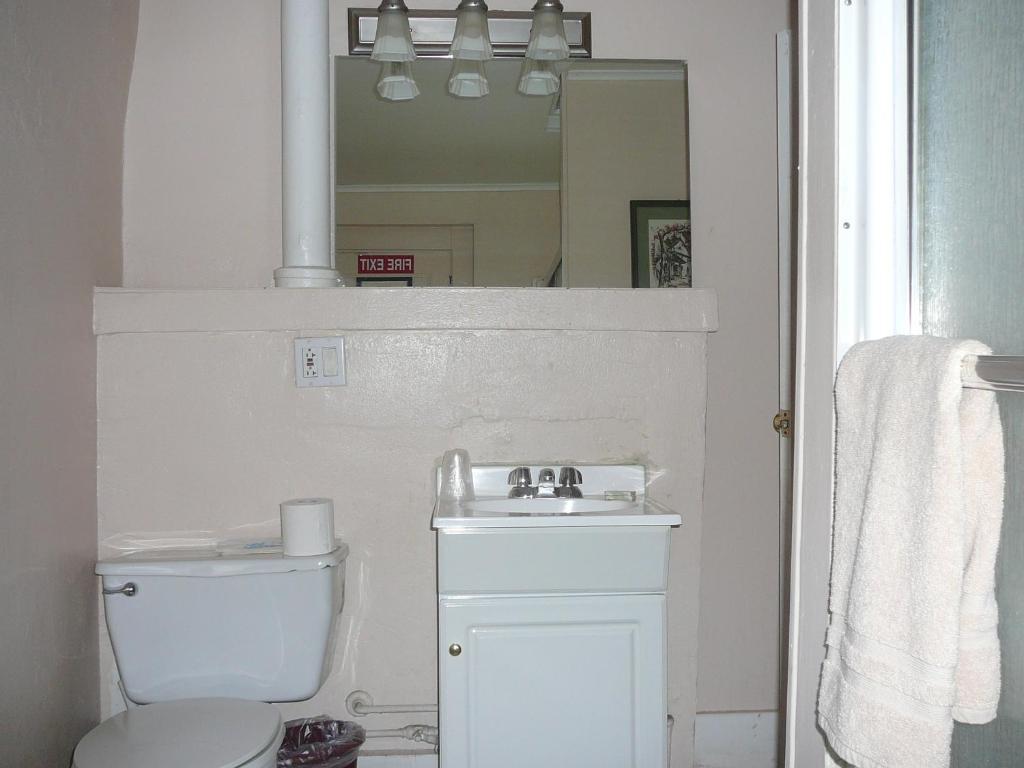 463 Beacon Street Guest House Boston Room photo